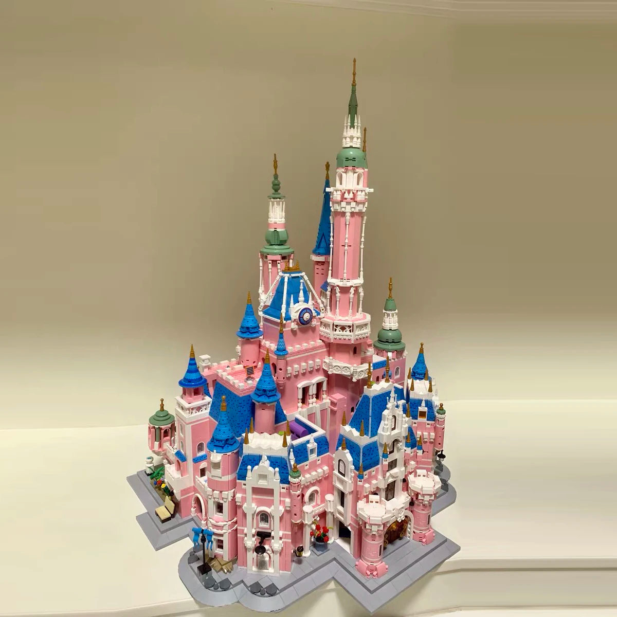 Creative Expert MOC Panlos 613003 Pink Princess Dream Castle Model 9963PCS Building Blocks Brick Puzzle Toys for Adult Kids Gift